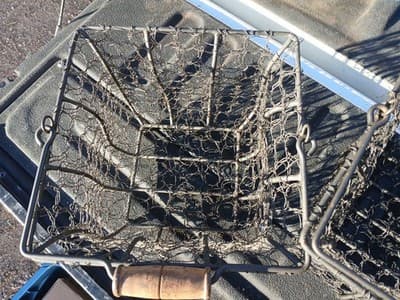 Rustic Large Heavy Wire Farmhouse Basket With Wooden Handles, 16” - Thumbnail 6