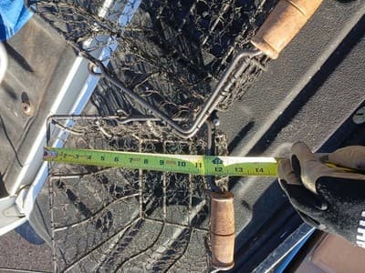 Rustic Large Heavy Wire Farmhouse Basket With Wooden Handles, 16” - Thumbnail 10