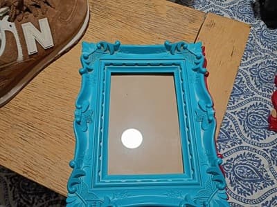 Kirkland Home 5x7 Picture Frame Set Of Two Blue And Red Plastic Vintage Style - Thumbnail 3