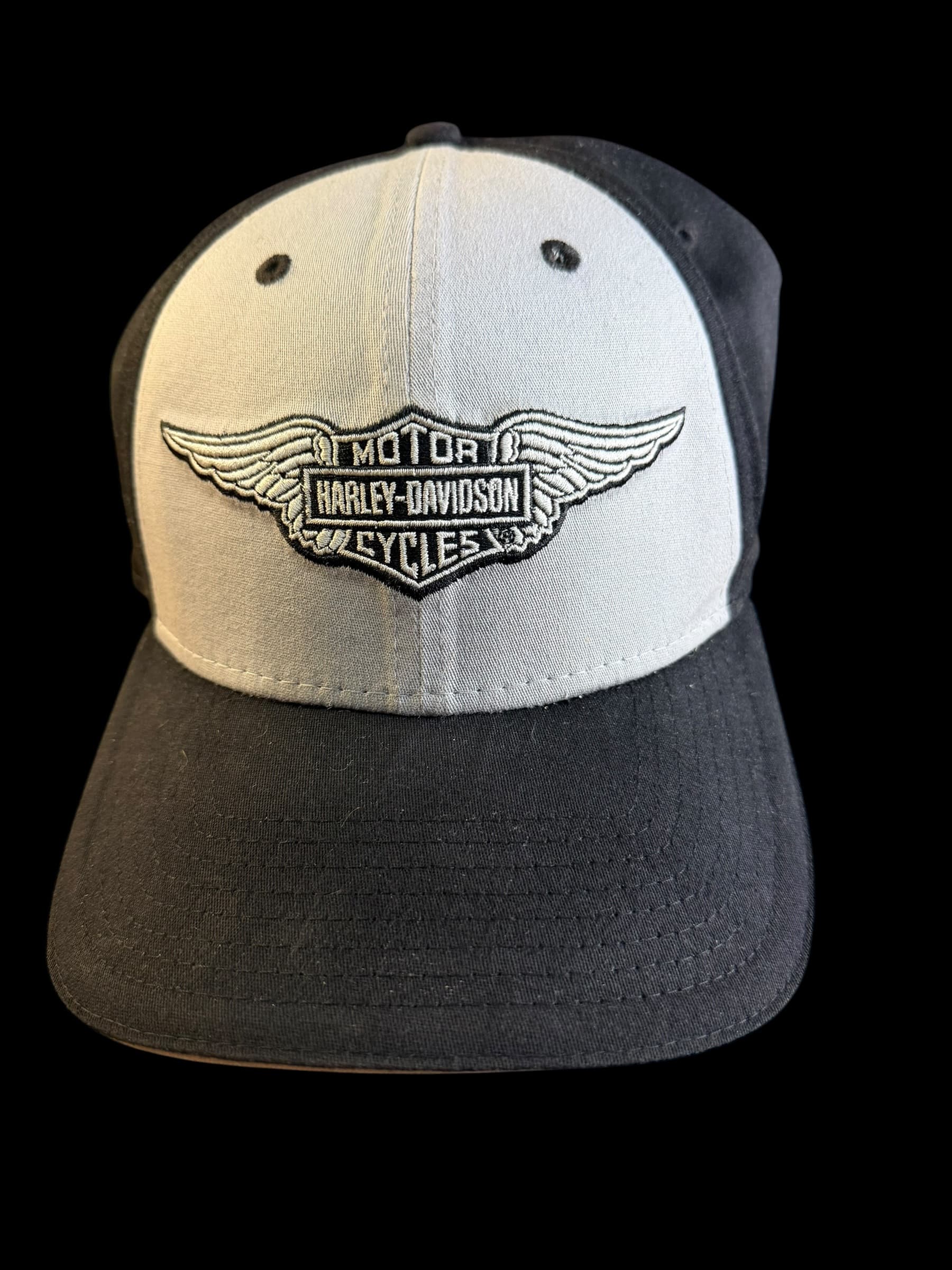 Harley-Davidson New Era 39THIRTY Winged Logo Flex Fit Hat Gray Black L/XL Used - Image 1