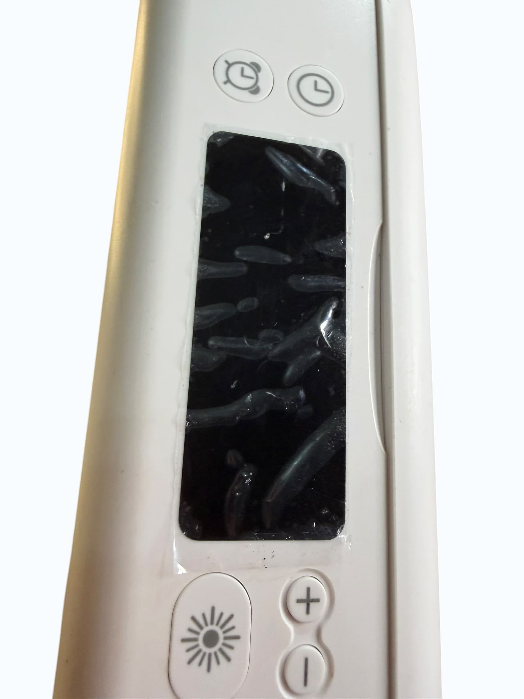 Tzumi ionUV UV Sanitizer Clock Wireless Qi Charger Model 7637 White Used - Thumbnail 4