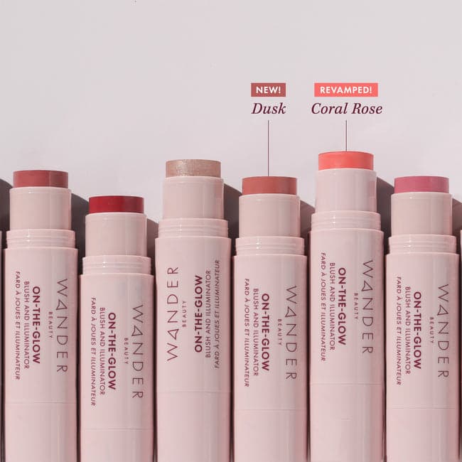 Wander Beauty on-the-glow Blush & Illuminator in Beauty: Coral rose / Nude Glow - Thumbnail 4