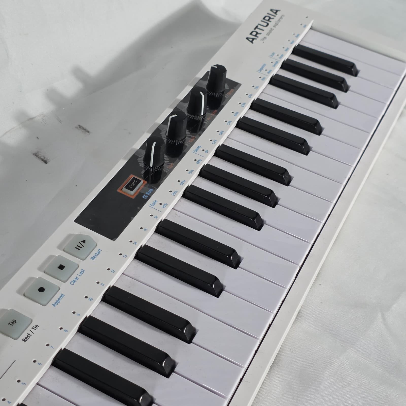 Arturia Keystep 37 USB/MIDI/CV Audio Recording Keyboard Controller & Sequencer - Thumbnail 5