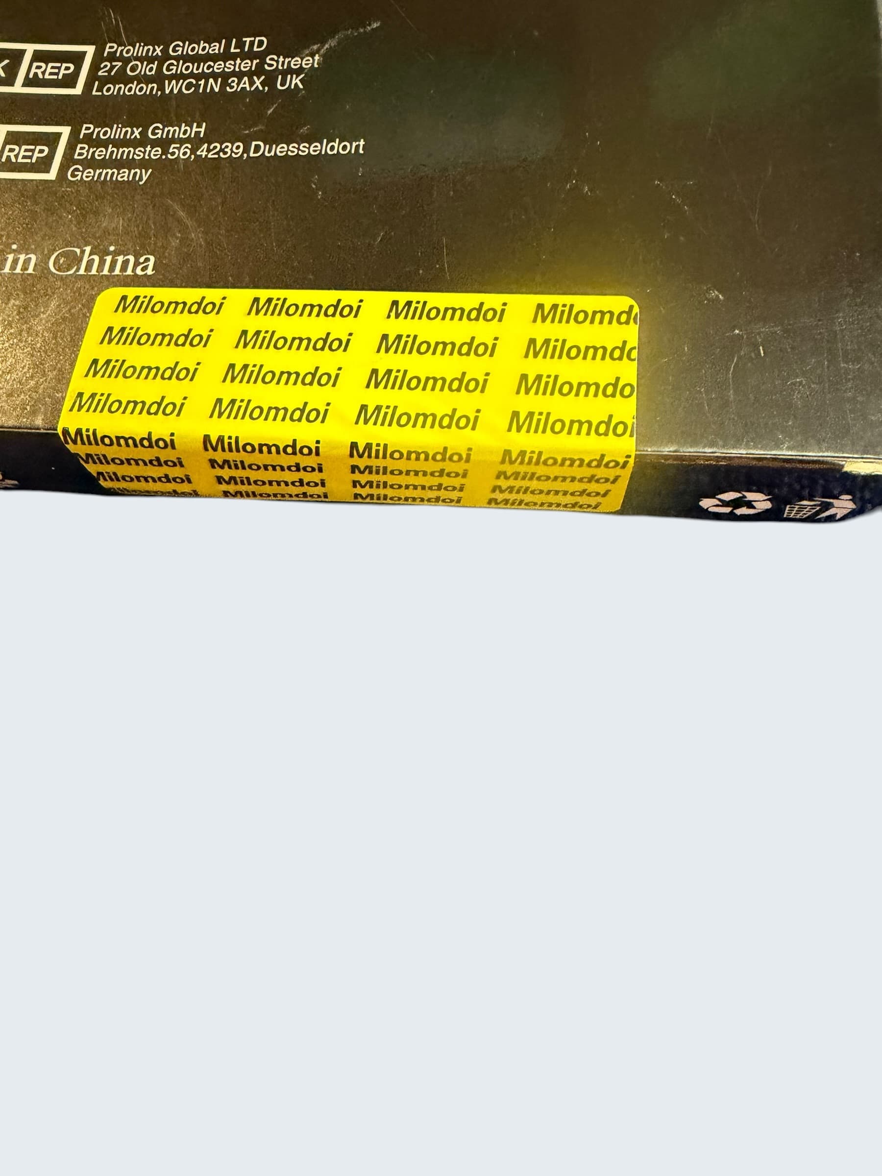 Milomdoi 3+3 Pack iPhone 15 Pro Max 9H Tempered Glass Screen Protector New - Thumbnail 2