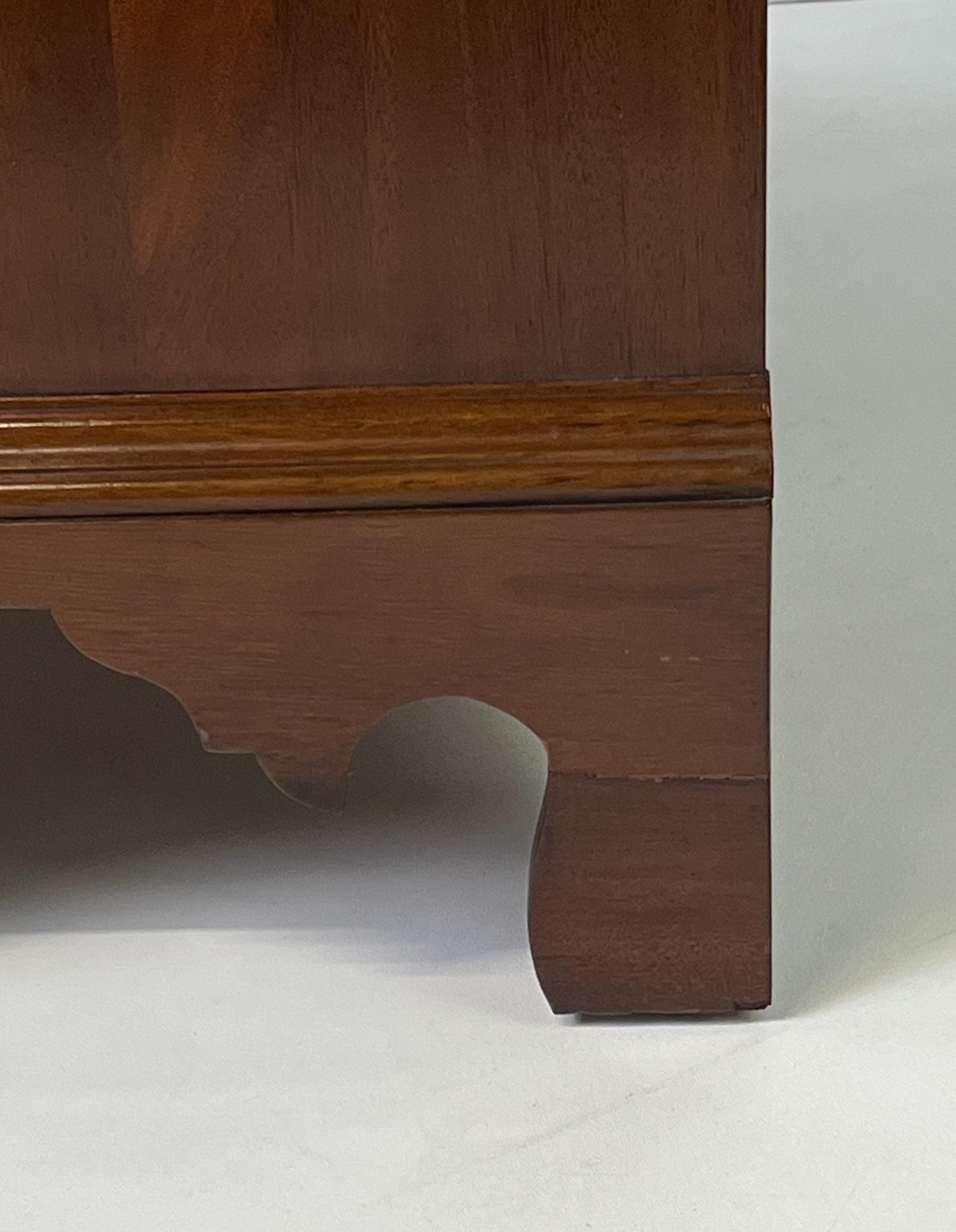 Councill Craftsmen Block Front Chest - Thumbnail 15