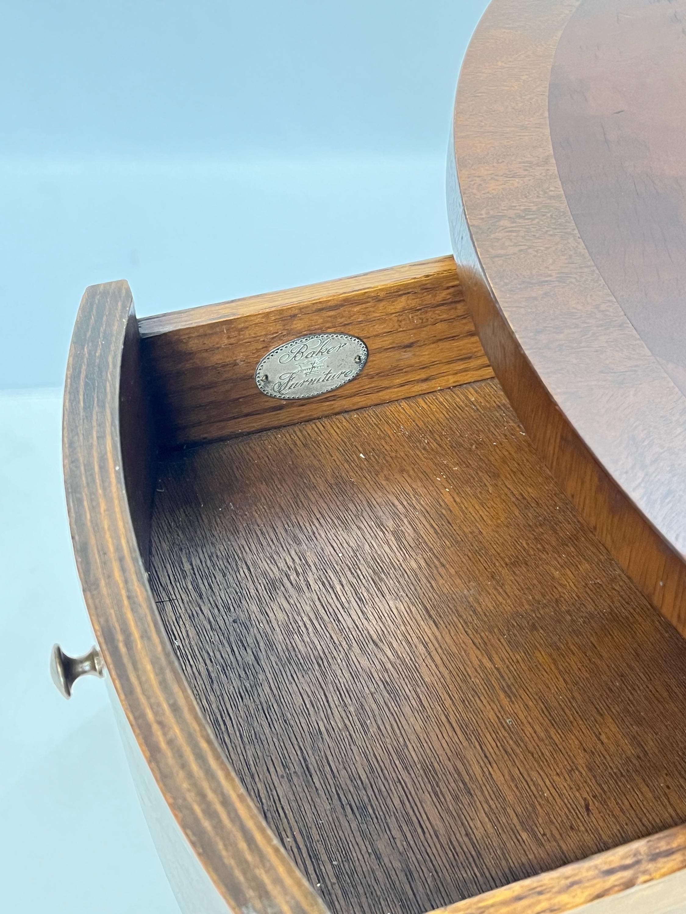 Baker Furniture Federal Style Mahogany Drum Table With Candle Slides - Thumbnail 9