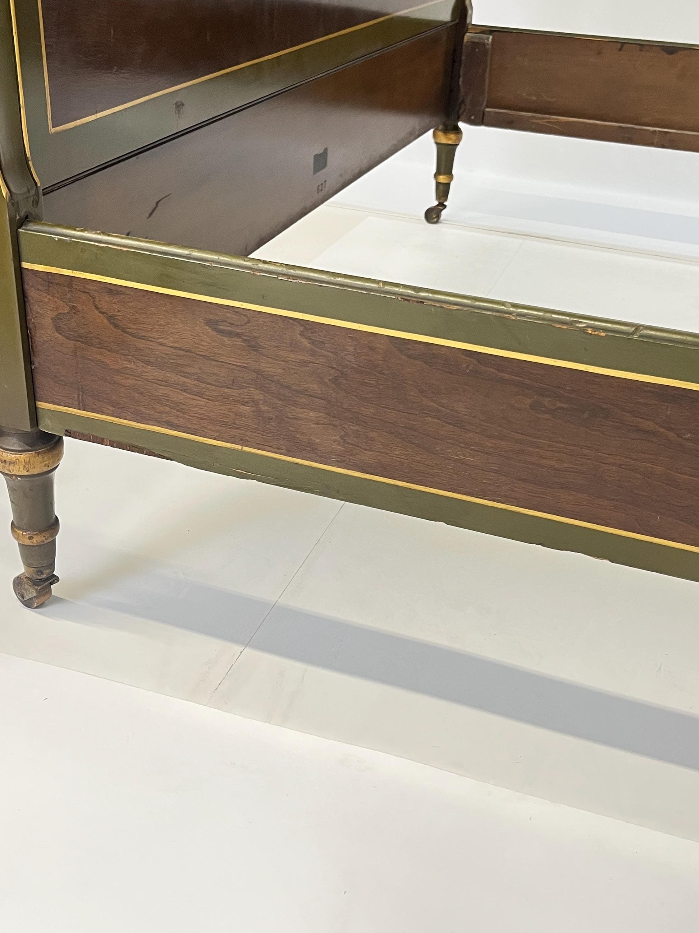 Neoclassical Sligh Furniture Walnut Burl & Hand-Painted Full Bed - Thumbnail 16