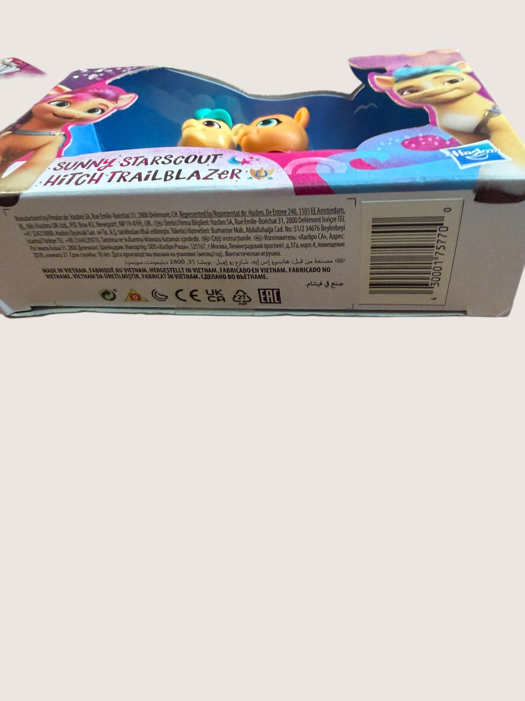 My Little Pony Sunny Starscout & Hitch Trailblazer Figures - Thumbnail 3