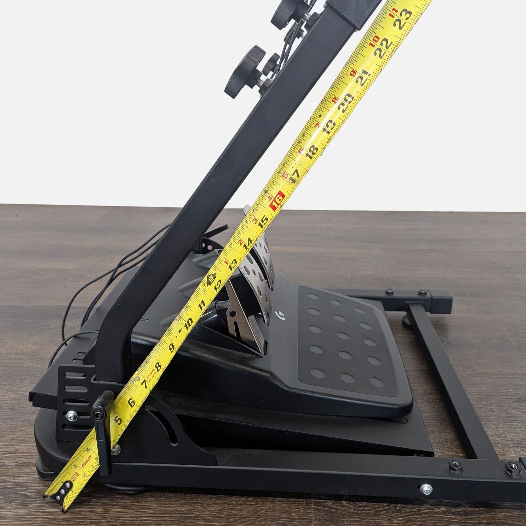 Logitech G923 Gaming Steering Wheel (PS5 Compatible) - Thumbnail 5