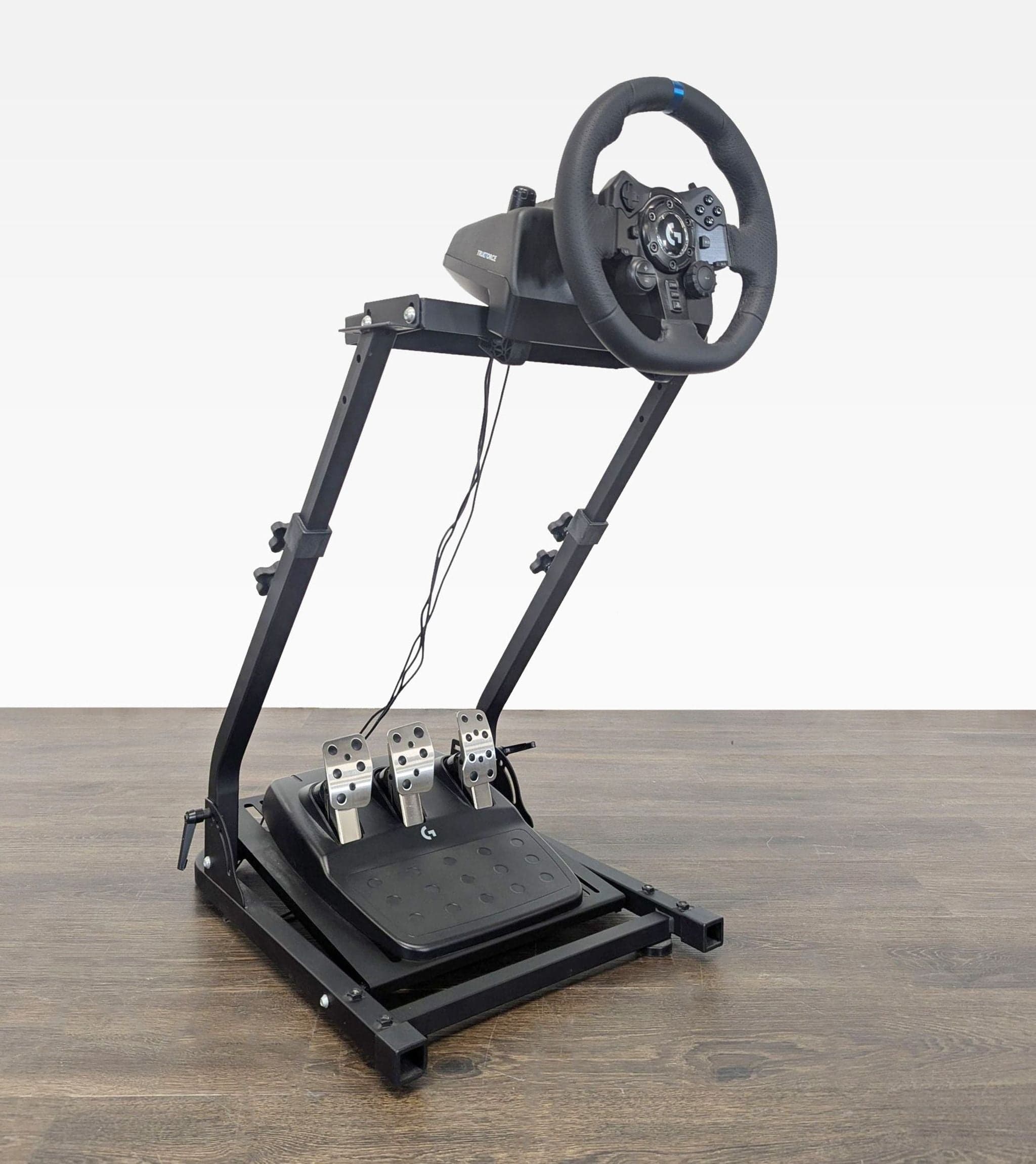 Logitech G923 Gaming Steering Wheel (PS5 Compatible) - Image 1