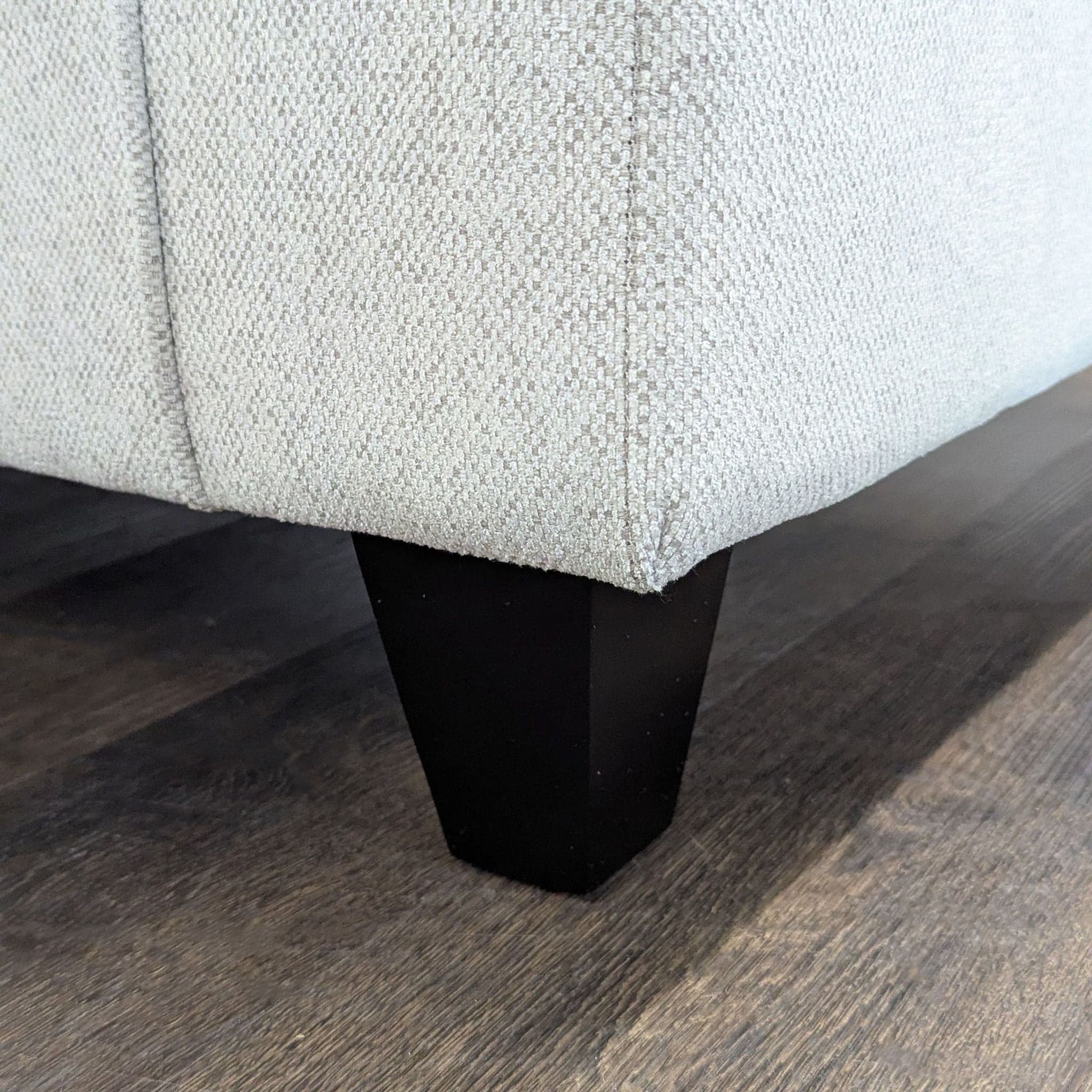 Living Spaces 3-Seat Light Gray Sofa - Thumbnail 8