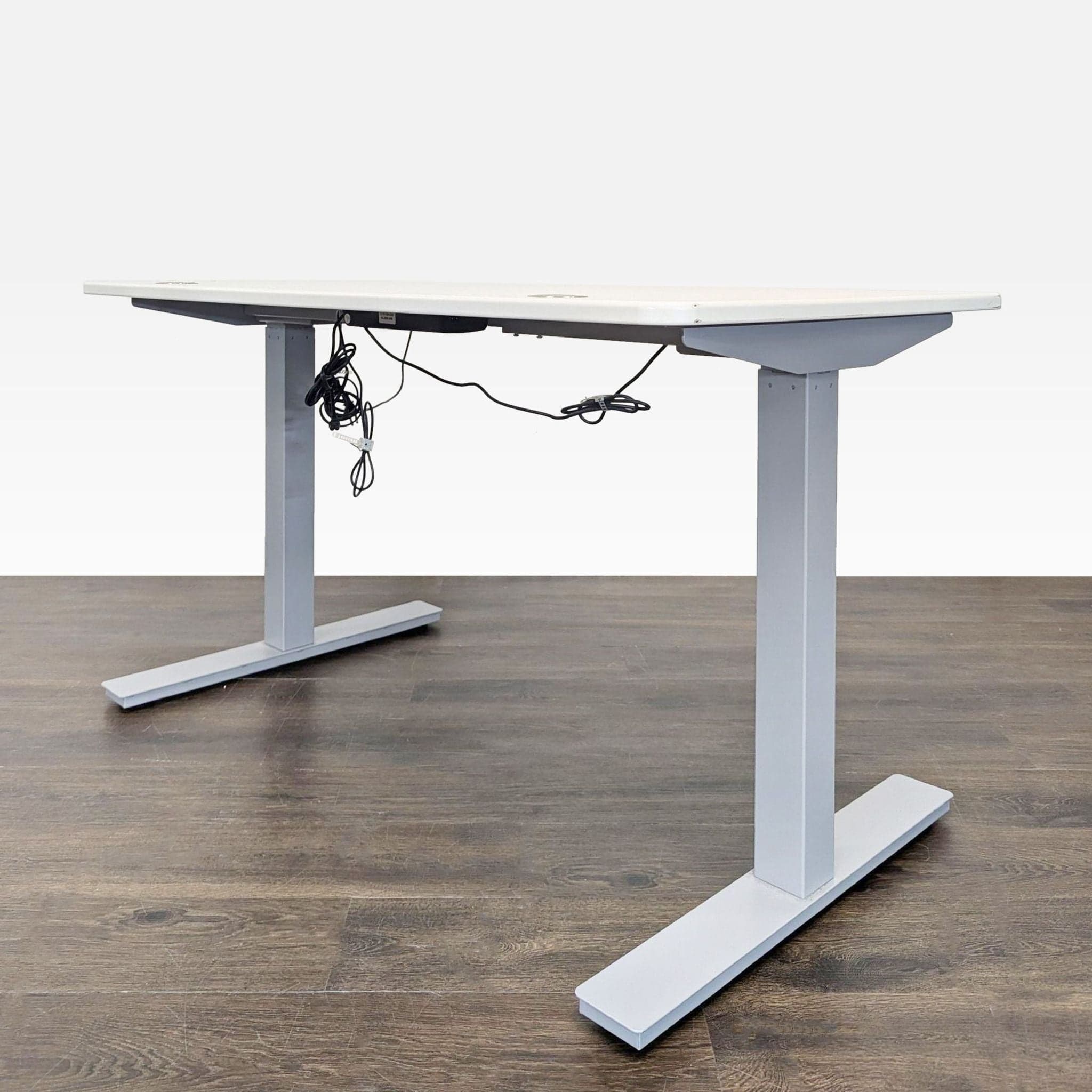 Autonomous Electric Adjustable Standing Desk with Programmable Settings - Thumbnail 3