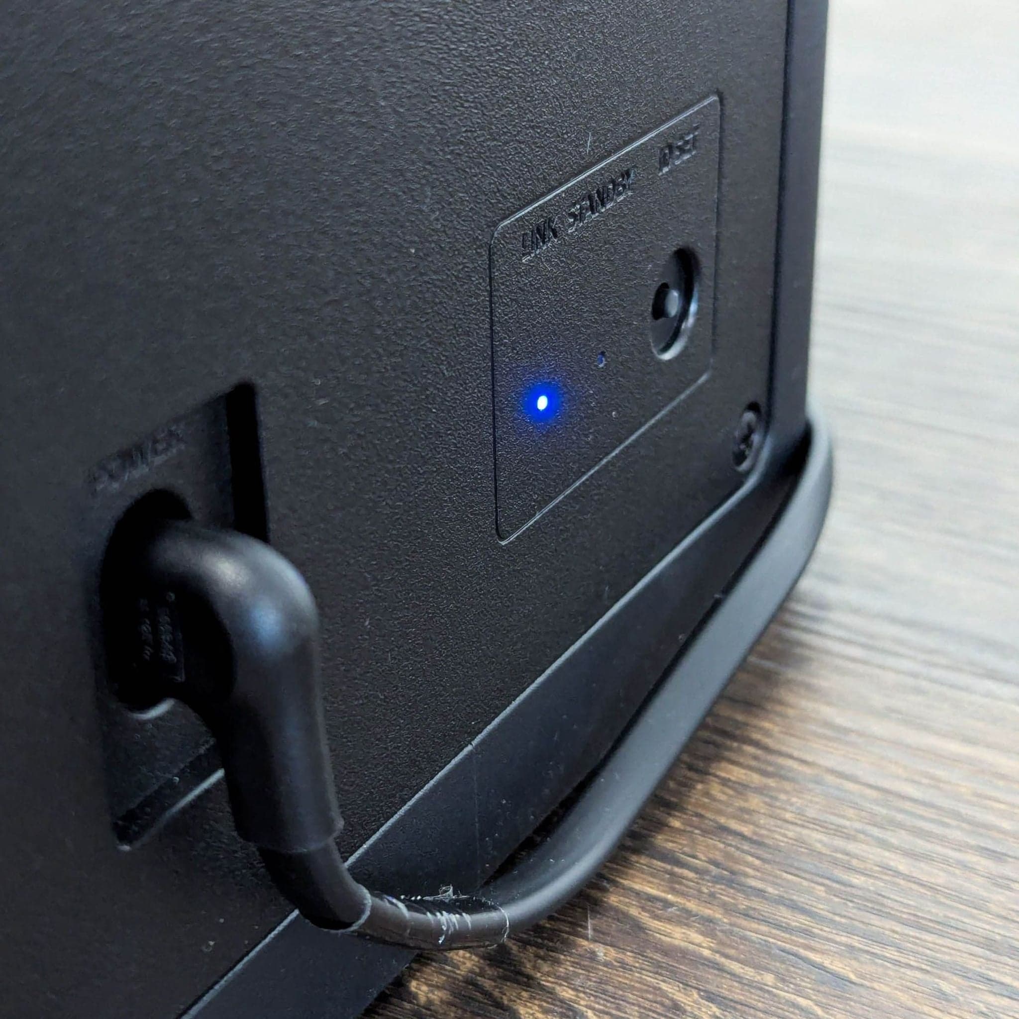 Samsung Soundbar with Wireless Subwoofer - Audio Equipment - Thumbnail 7