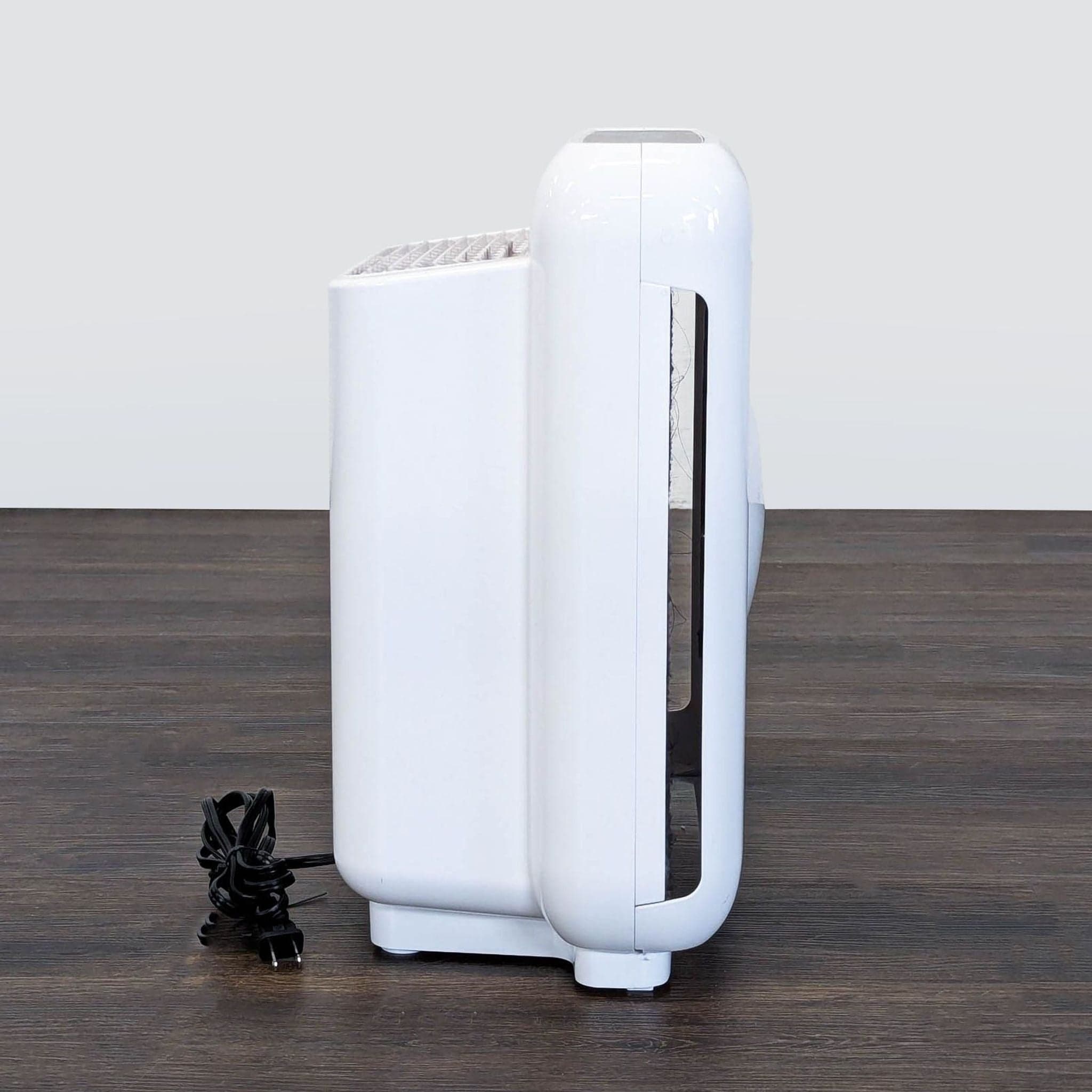 Coway Air Purifier - Compact and Stylish for Clean Indoor Air - Thumbnail 3