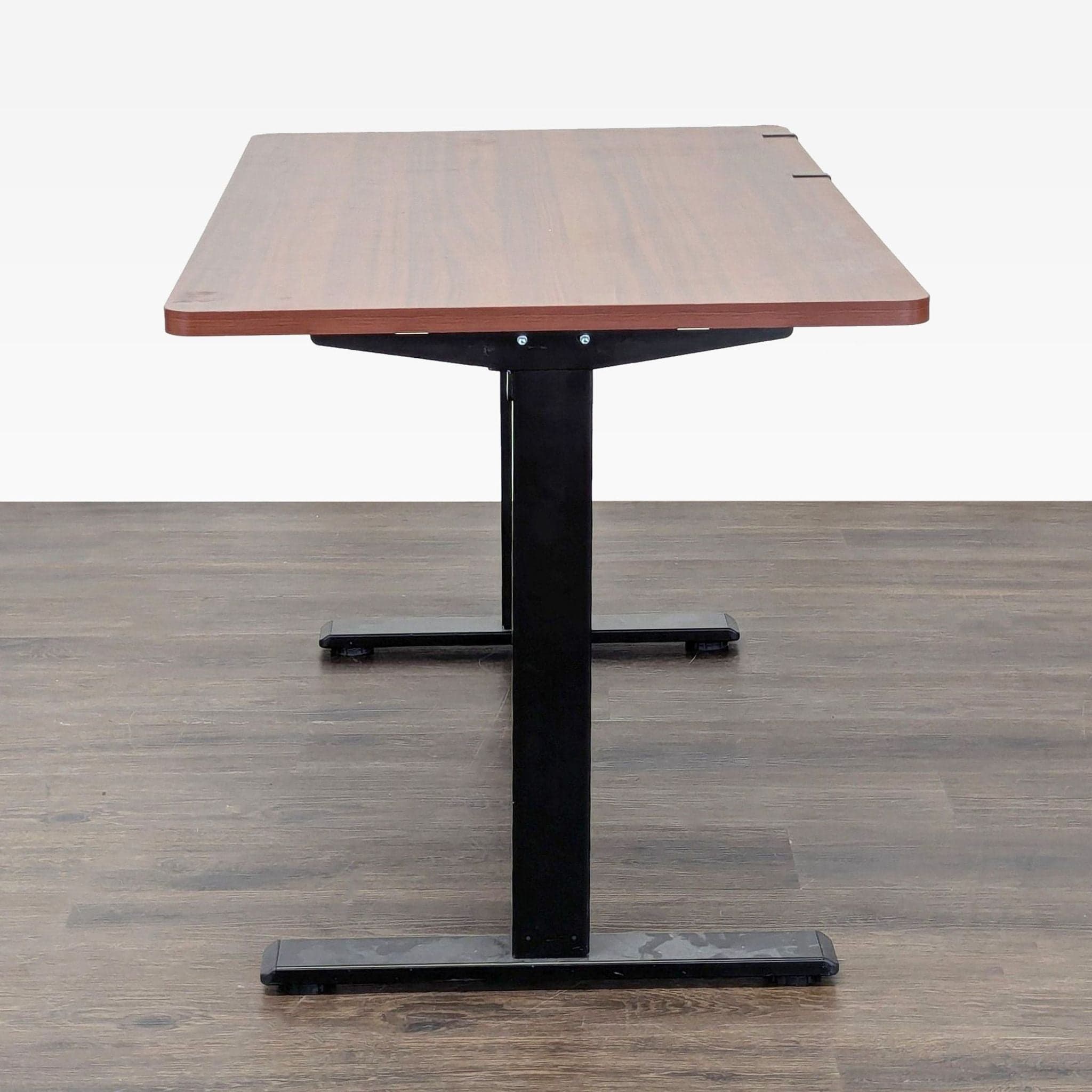 Flexispot Electric Adjustable Standing Desk with Programmable Height Settings - Thumbnail 10