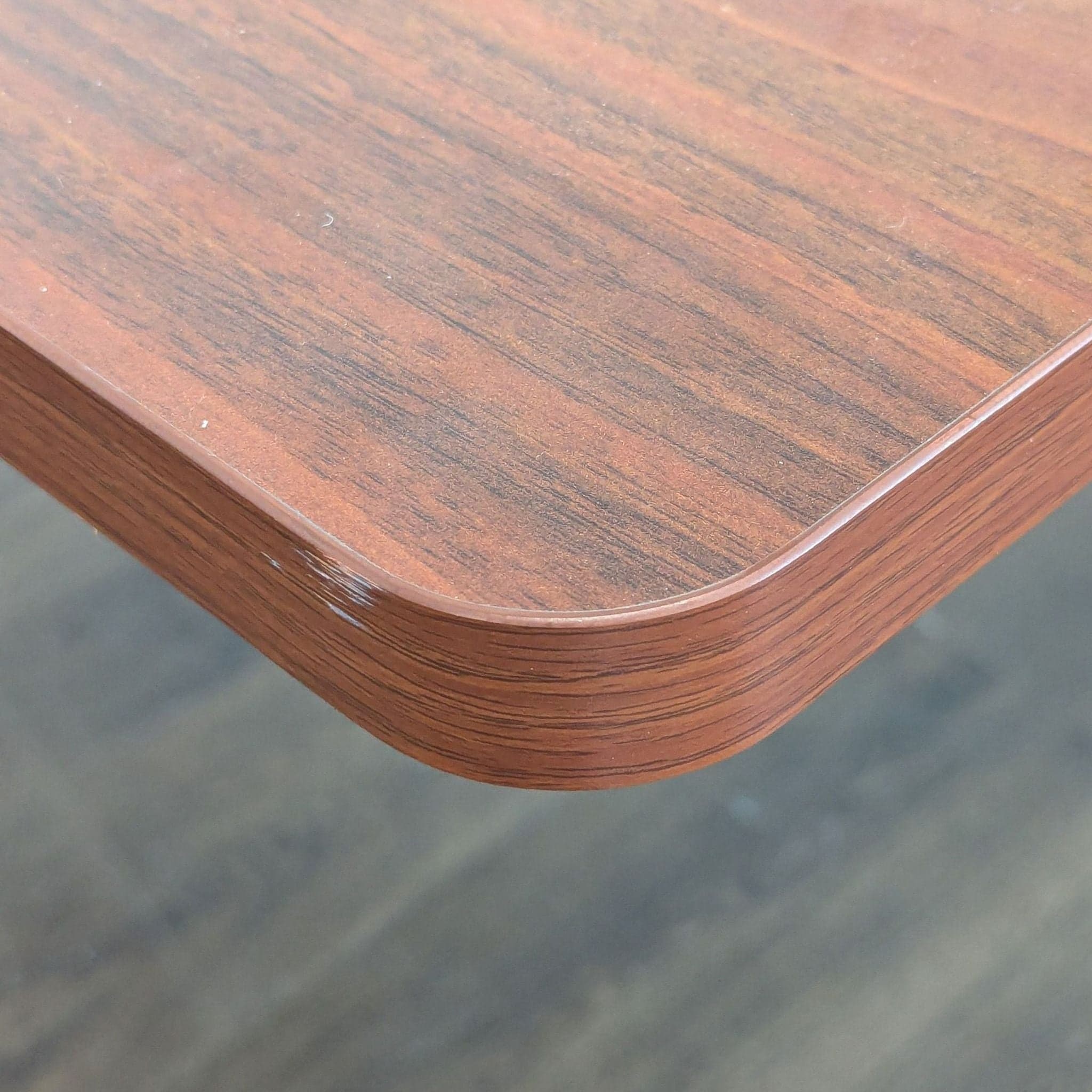 Flexispot Electric Adjustable Standing Desk with Programmable Height Settings - Thumbnail 5