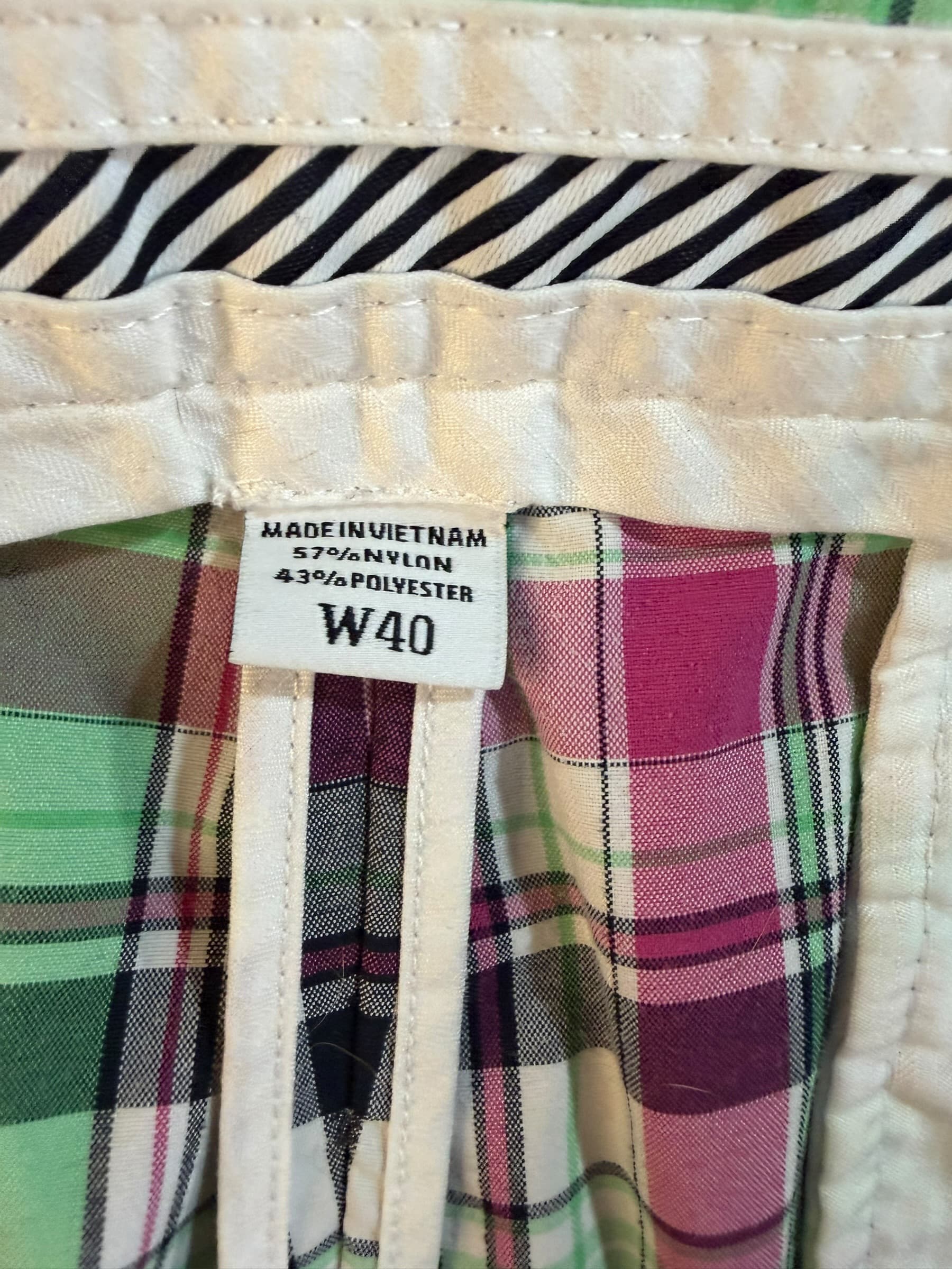 Foot Joy Men's Plaid Shorts, Green/Pink, Size Unknown - Thumbnail 4