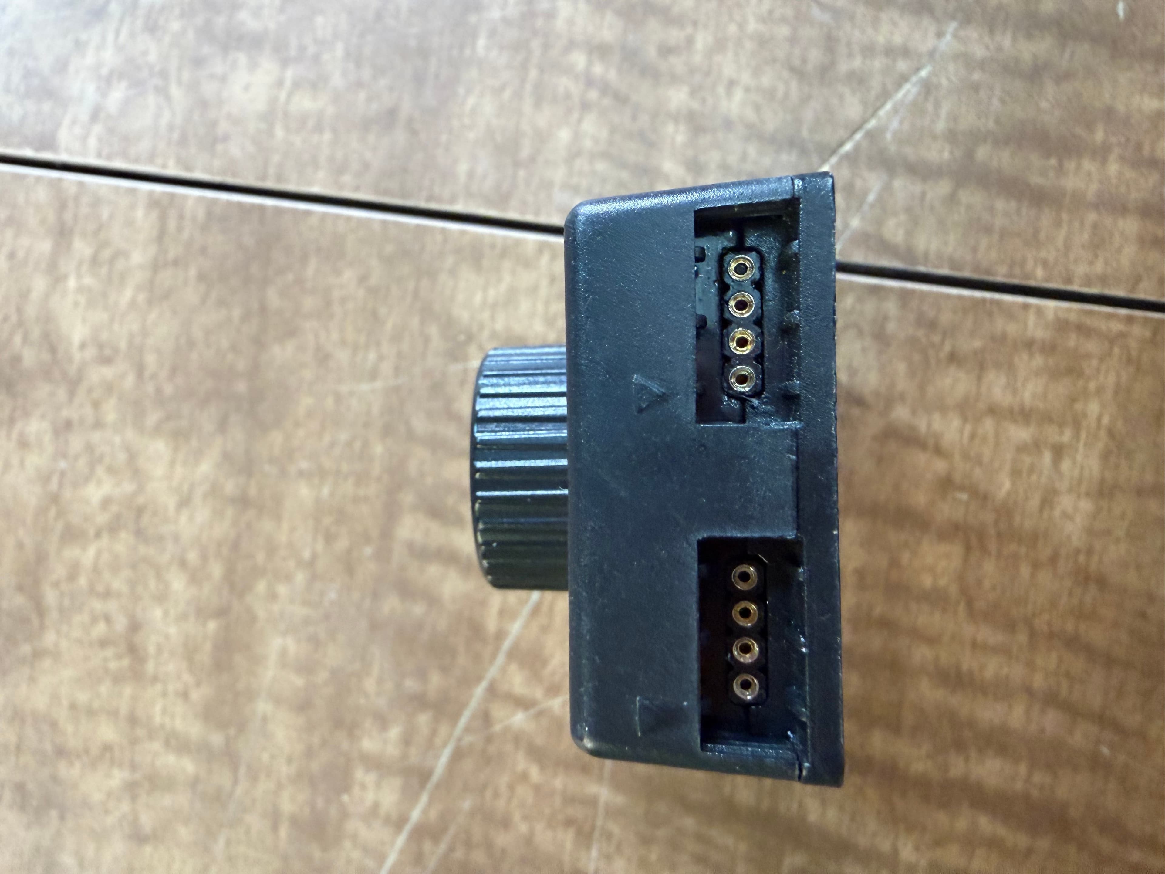 Types Color Control Dial - Thumbnail 3