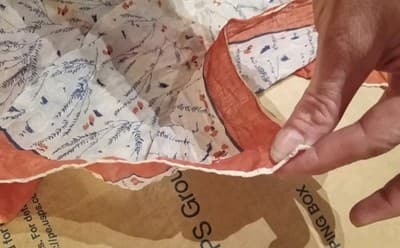 Rare Pair Vint. 1950s Silk Pocket Squares Hand Rolled Edges AS-IS Repair/Study - Thumbnail 9