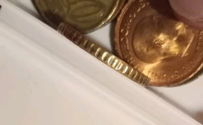 Mixed World Coin Lot (7 Coins) - UK 1921 Half Penny, Taiwan, Sierra Leone, Euro - Thumbnail 23