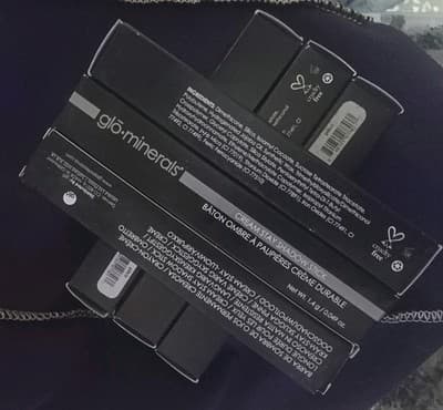 6X glo-minerals Cream Stay Shadow Stick Pitch – Cream, 1.4g/0.049oz ea. - Image 1