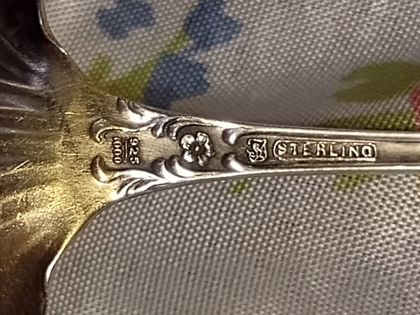 Antique Imperial Queen Sterling Silver Bonbon Spoon – Shell Bowl Gold Wash 15g - Thumbnail 8