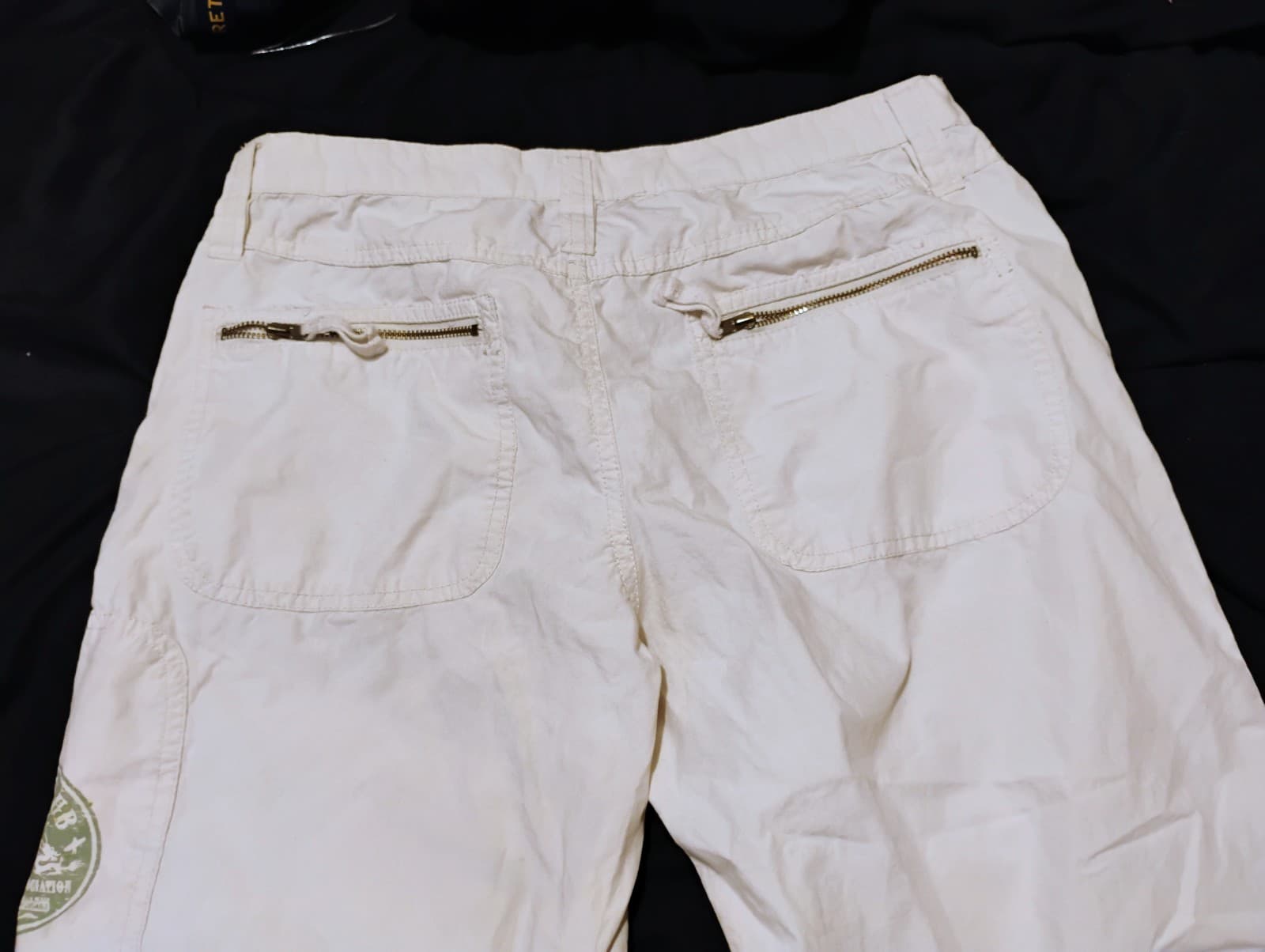 Old Navy women's size 4 cargo capris - Thumbnail 8