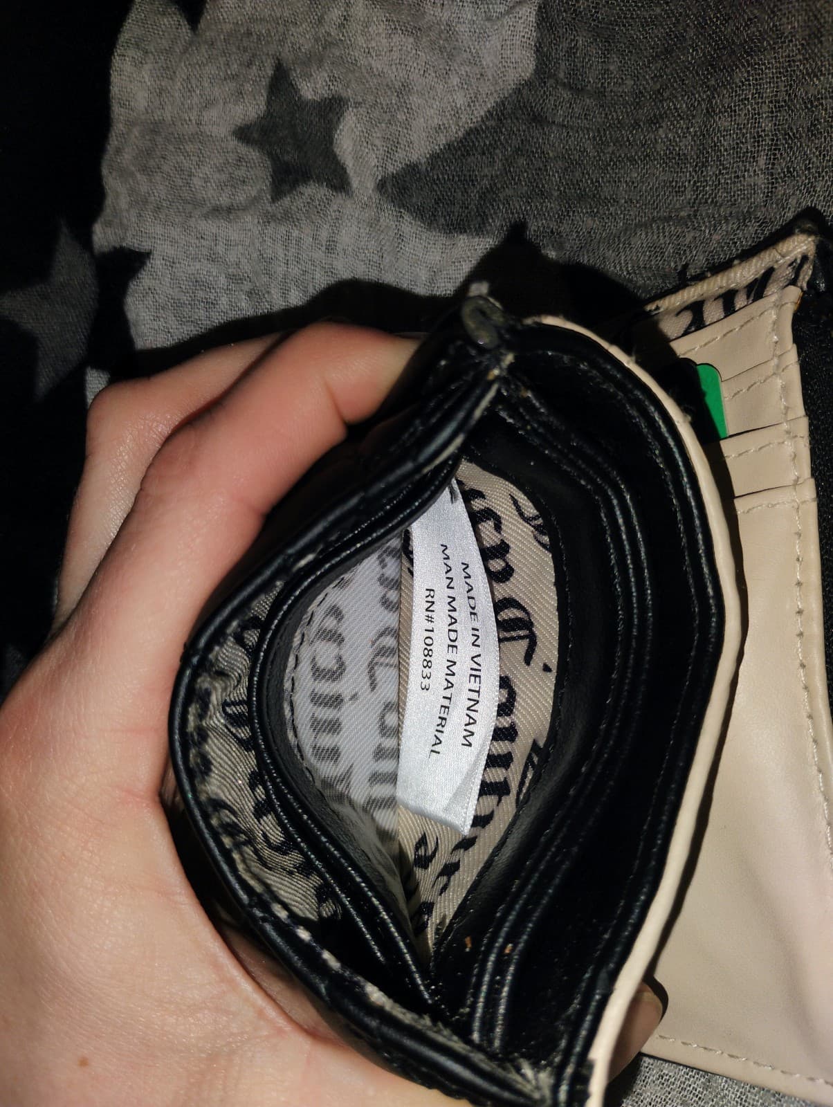 Juicy Couture heart quilted wallet - Thumbnail 7