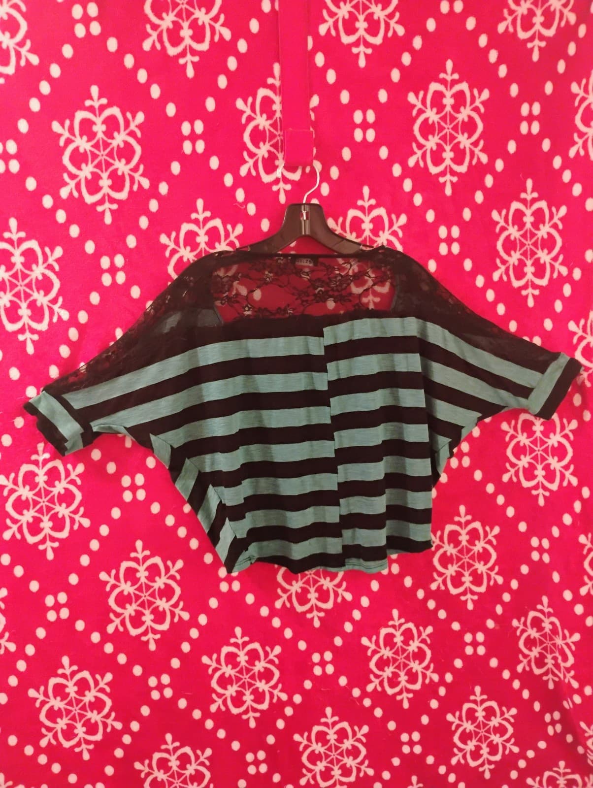 Wet Seal black and teal with Lacey shoulder top - Thumbnail 2