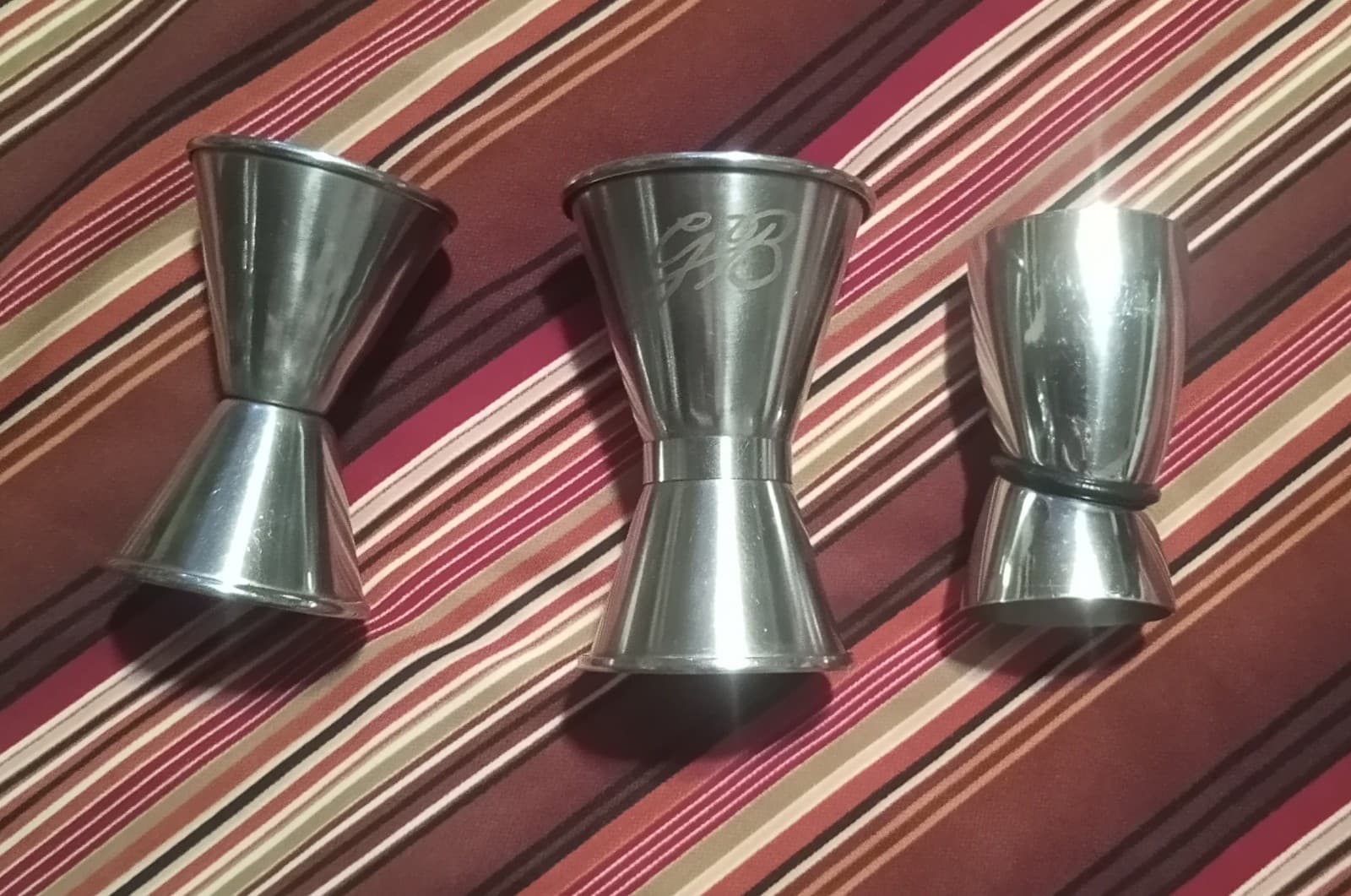 Professional 3-Piece Stainless Steel Jigger Set (1/2oz – 2oz) – Godinger GB Etch - Image 1