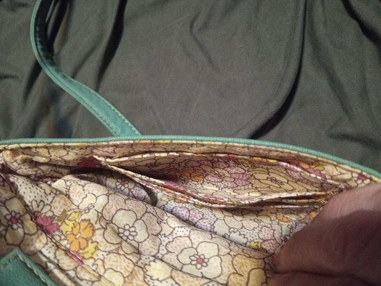 NWOT Relic by Fossil Seafoam Teal Crossbody Bag - Thumbnail 7