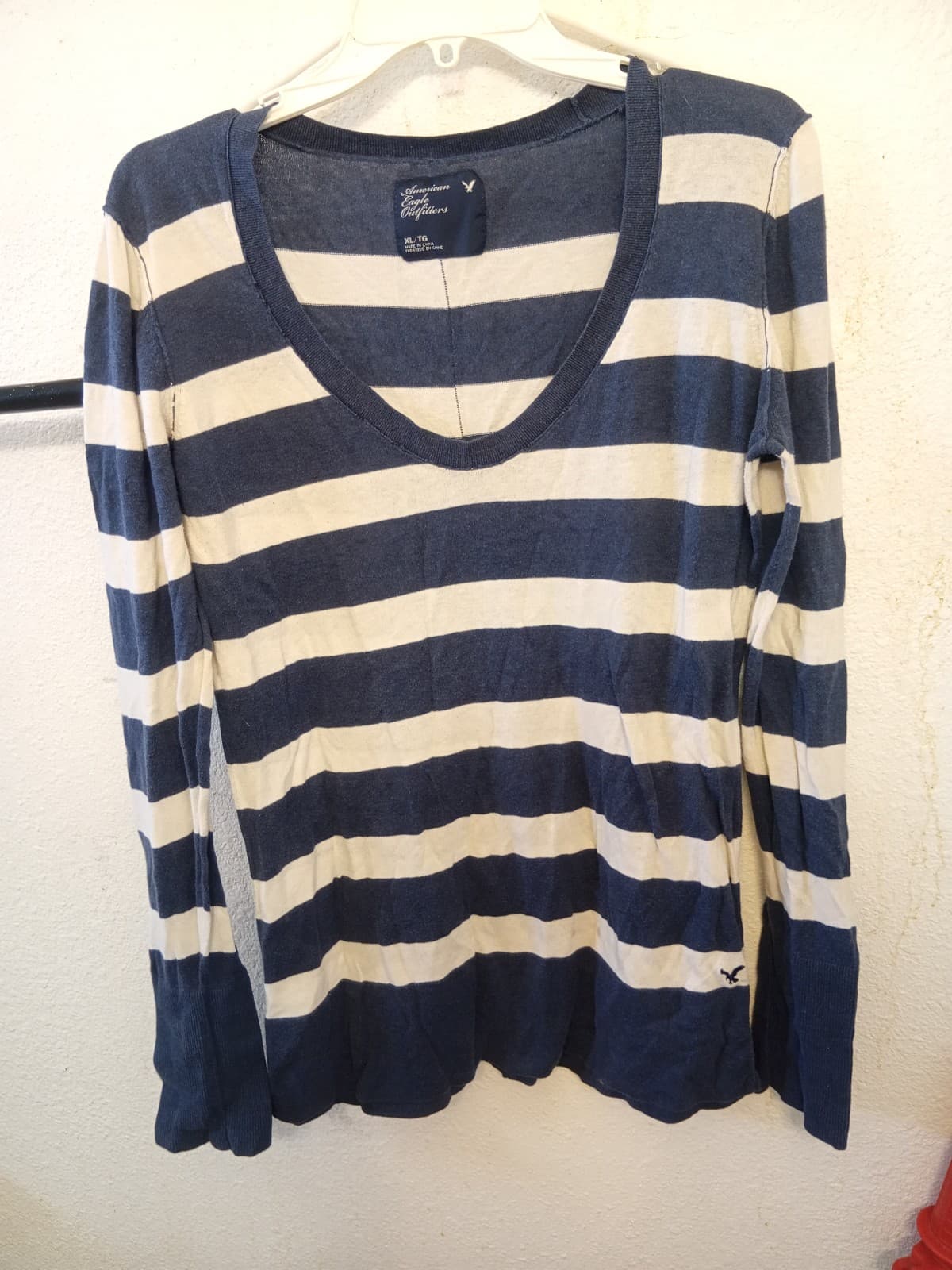 VTG Y2K American Eagle Striped Long Sleeve V-Neck Tee - Navy/Cream - Size XL - Image 1