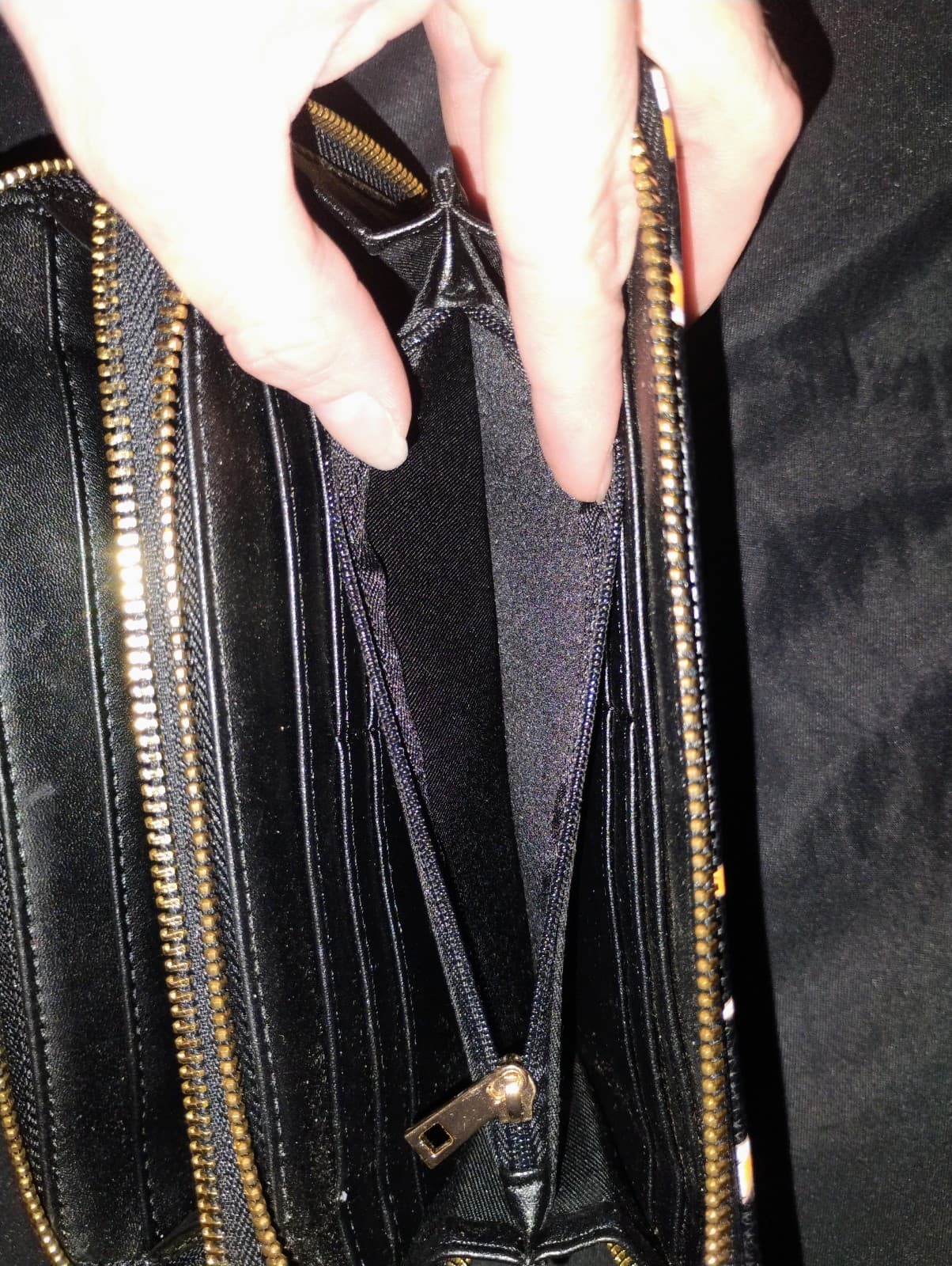 A New Day black clutch/ wallet. - Thumbnail 6