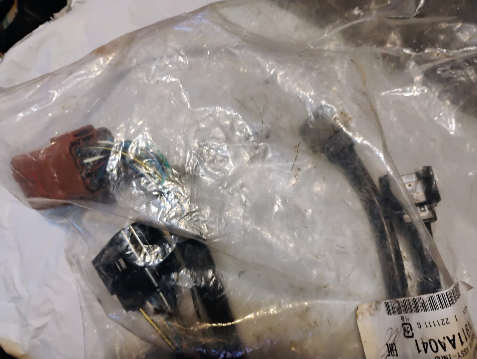 Subaru Harness Assy. Inhibitor. Pt. No. 31911AA041 - Thumbnail 3