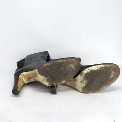 JUICY COUTURE BLACK PEBBLE LEATHER BOOTS Gold Medallion - Size 10M - Thumbnail 4