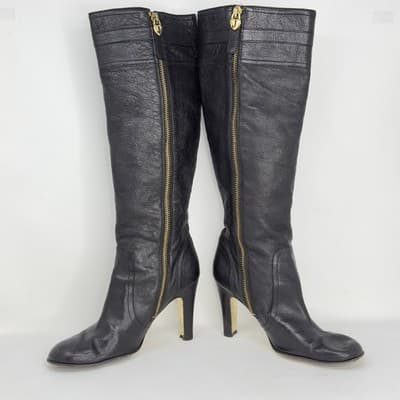 JUICY COUTURE BLACK PEBBLE LEATHER BOOTS Gold Medallion - Size 10M - Thumbnail 2