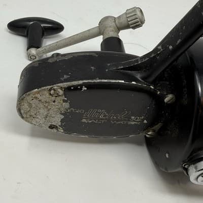 Lot 2 Vintage Garcia Mitchell 300 & 302 Saltwater Spinning Fishing Reel - Thumbnail 3