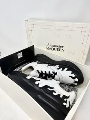 Alexander McQueen Flames Oversized Runner Shoes 575421 Sz 10.5 EU 44 Authentic - Thumbnail 9