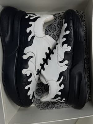 Alexander McQueen Flames Oversized Runner Shoes 575421 Sz 10.5 EU 44 Authentic - Thumbnail 5