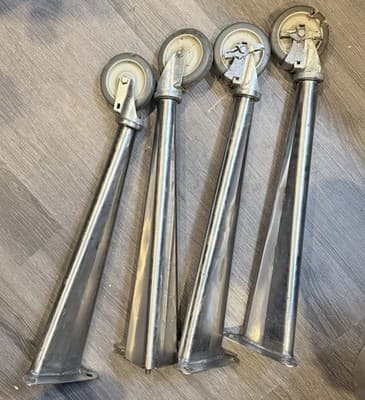 Blodgett 8598 - 8588 Legs & Casters 16002 Convection Oven fits zephaire - Image 1