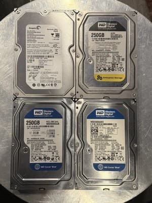Lot Of 4 Western Digital & Seagate 250GB Internal 7200RPM 3.5" (WD2500AAKX) HDD - Image 1