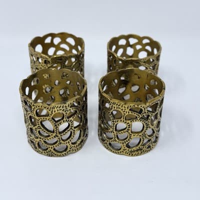 NEW in BOX Oscar de la Renta 4 PC Set Gardenia Flower Brass Napkin Rings Gold - Thumbnail 2