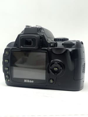 Nikon D40x 10.2MP DSLR Camera Working Tested - Body Only - Thumbnail 2