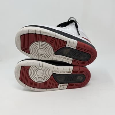 Nike Air Jordan 2 Retro TD 'Chicago' White/Black/Red DQ8563-106 Toddler Size 8C - Thumbnail 6