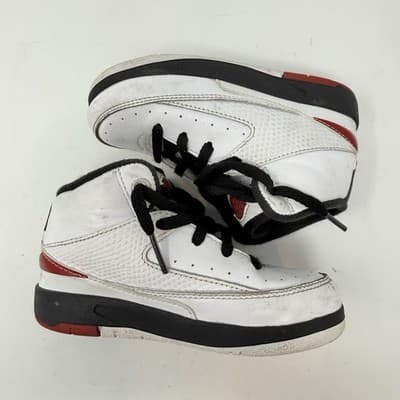 Nike Air Jordan 2 Retro TD 'Chicago' White/Black/Red DQ8563-106 Toddler Size 8C - Thumbnail 3
