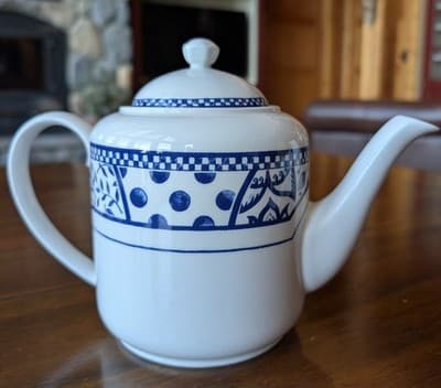 Vintage Churchill England "Out of the Blue" Teapot - 1997-2003 Pristine!
