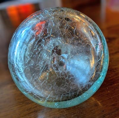 Vintage Swedish Gustaf VI Adolf Medal Stopper Hand Blown Crackle Glass Cruet 5" - Thumbnail 3