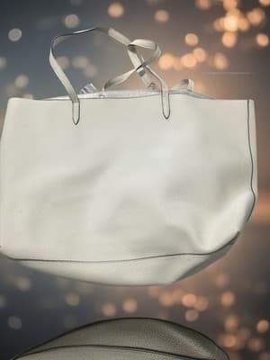 Victoria's Secret White Tote Bag with Silver Tassel and Logo - Thumbnail 3
