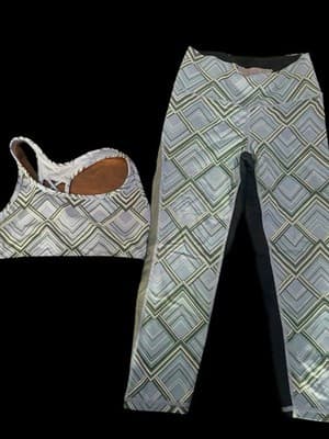 Victoria’s Secret Workout Outfit Multicolor ￼ - Thumbnail 9