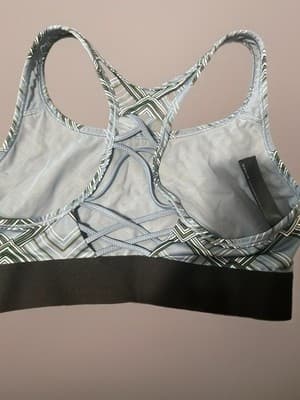 Victoria’s Secret Workout Outfit Multicolor ￼ - Thumbnail 4